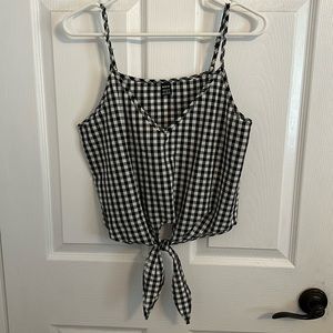 Size M, checkered blouse